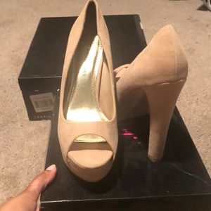 Size 10 Nude Open Toe heels from JustFab.